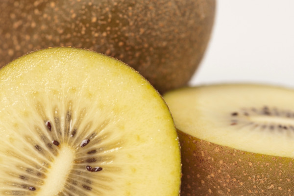 01 Kiwi010 Gold9